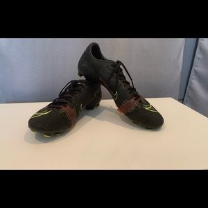 Nike Mercurial Vapor 14 Pro Soccer Cleats Size 8